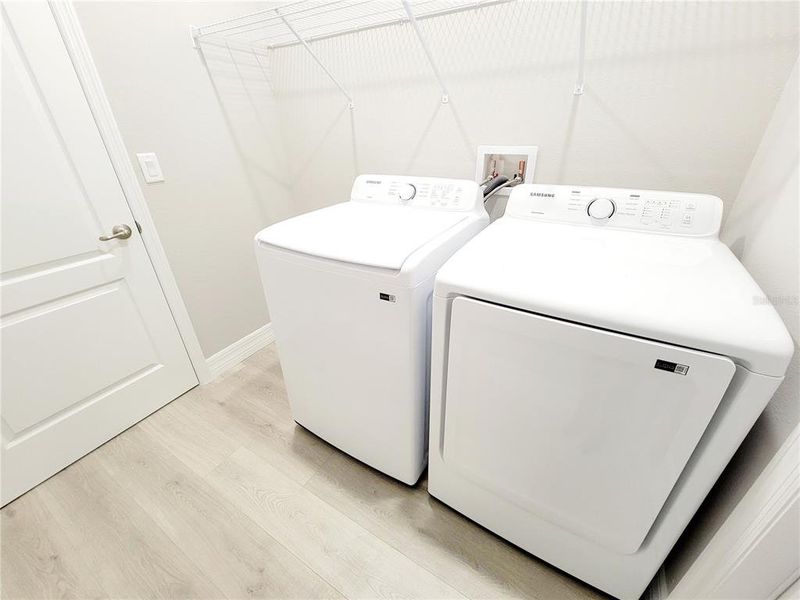 Close-up of interior finishes inside a home in , Homosassa (Image 49).