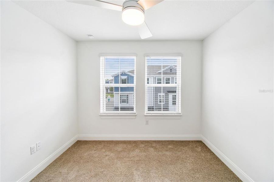 Spacious, unfurnished interior of a new home in Vdara, Orlando (Image 38).