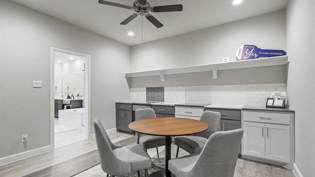 Furnished interior view inside a new home in Treeline, Justin (Image 31).