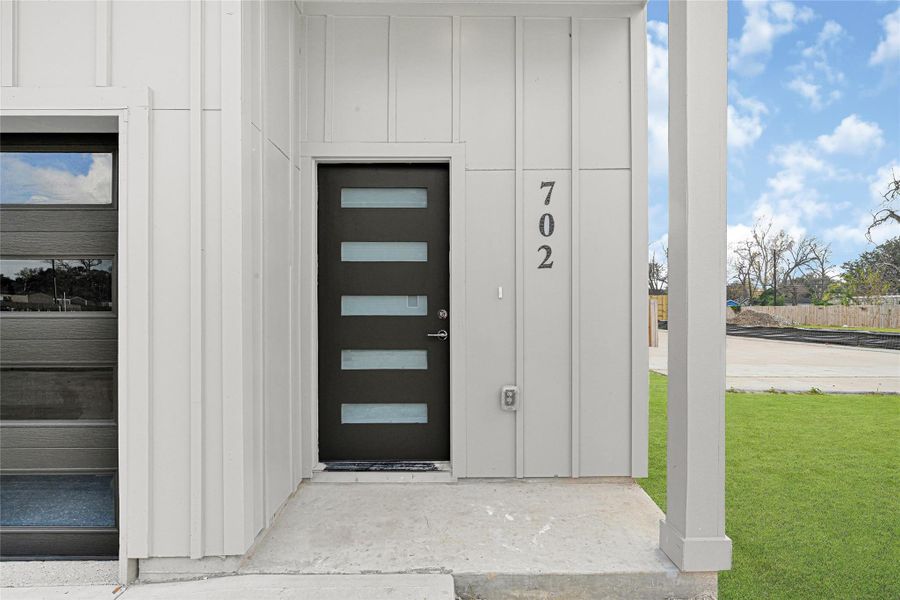 Exterior details and patio area of a home in , Houston (Image 4).
