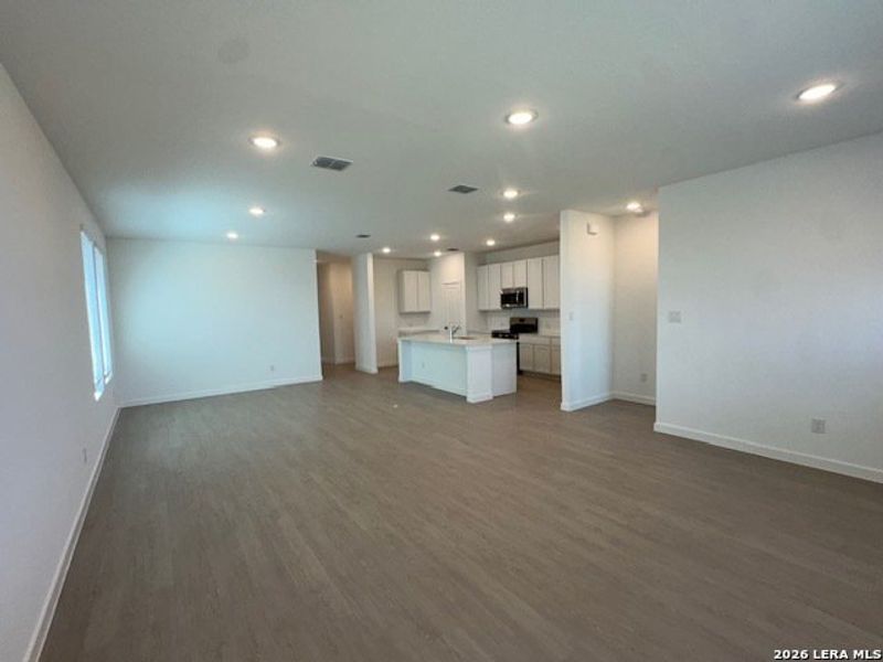 Spacious, unfurnished interior of a new home in Juniper Ranch, Spring Branch (Image 14). Spacious, unfurnished interior of a new home in Juniper Ranch, Spring Branch (Image 14).