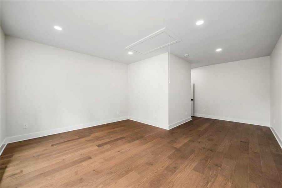 Spacious, unfurnished interior of a new home in , Atlanta (Image 55).