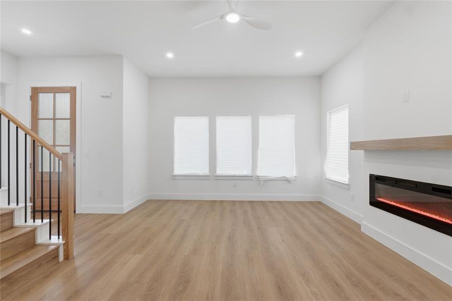 Spacious, unfurnished interior of a new home in , Dallas (Image 12). Spacious, unfurnished interior of a new home in , Dallas (Image 12).