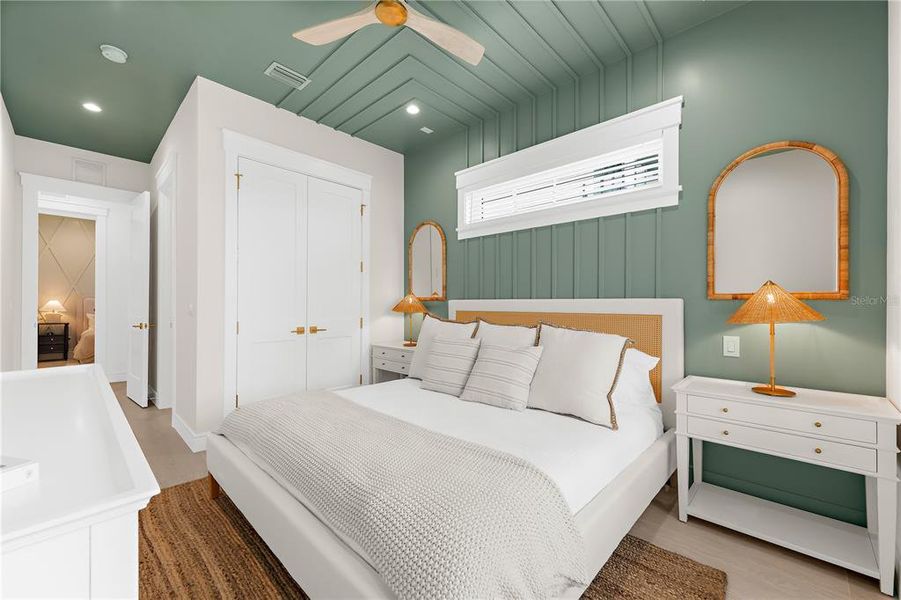 Furnished interior view inside a new home in , Sarasota (Image 13).