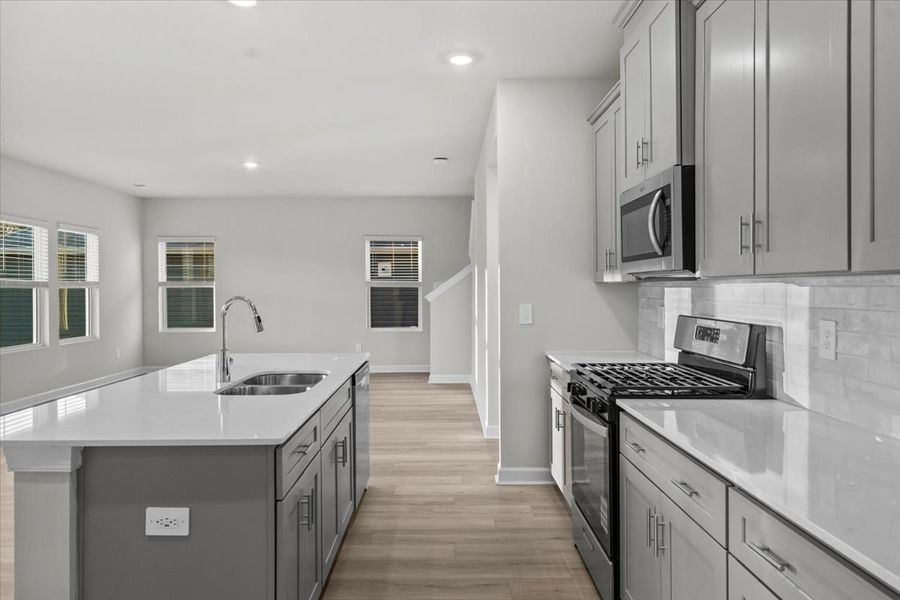 Furnished interior view inside a new home in Creek Ridge - Signature Collection, Spartanburg (Image 7). Furnished interior view inside a new home in Creek Ridge - Signature Collection, Spartanburg (Image 7).