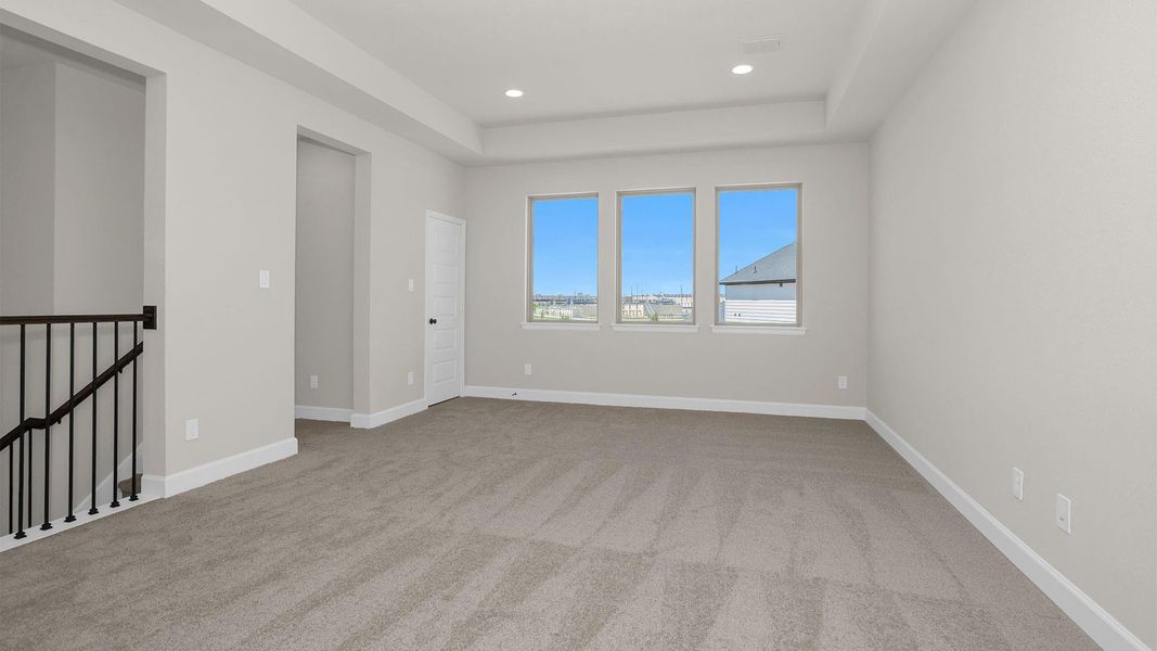 Spacious, unfurnished interior of a new home in Jordan Ranch, Fulshear (Image 7).