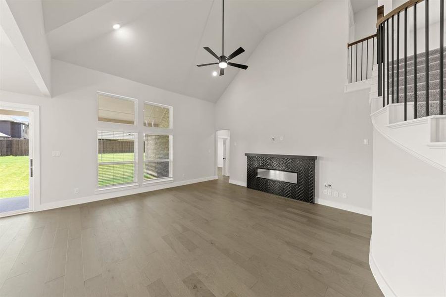 Spacious, unfurnished interior of a new home in Grayhawk Addition, Forney (Image 28). Spacious, unfurnished interior of a new home in Grayhawk Addition, Forney (Image 28).