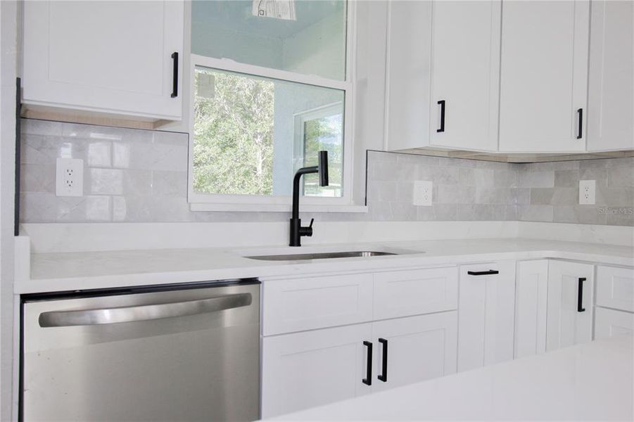 Close-up of interior finishes inside a home in , Sebring (Image 13).