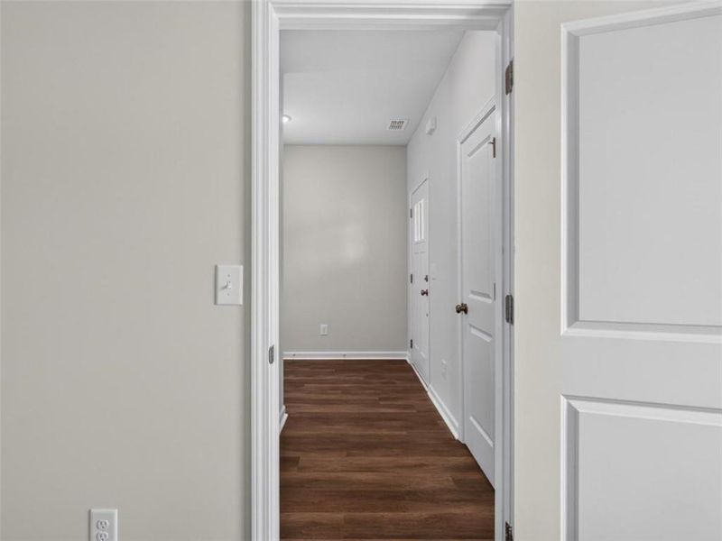 Spacious, unfurnished interior of a new home in High Shoals, Dallas (Image 33). Spacious, unfurnished interior of a new home in High Shoals, Dallas (Image 33).