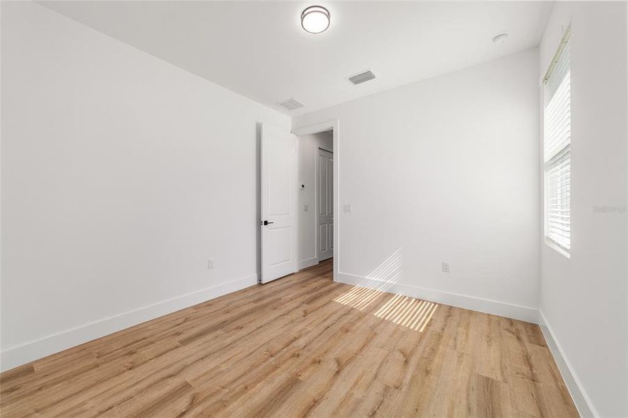 Spacious, unfurnished interior of a new home in , Ocala (Image 43).