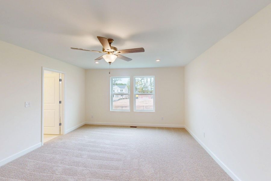Spacious, unfurnished interior of a new home in Watkins Grove, Raleigh (Image 26).