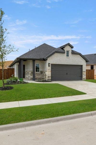 04. 127 Palo Duro - Front (3) 04. 127 Palo Duro - Front (3)