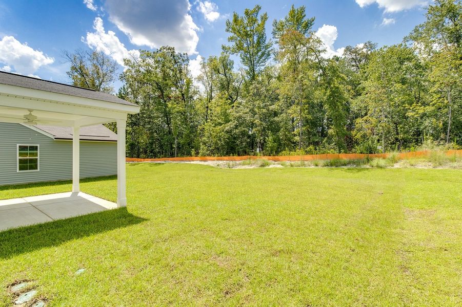 Exterior details and patio area of a home in Killians Crossing, Blythewood (Image 20).