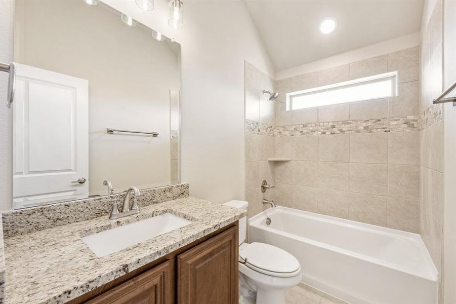 Furnished interior view inside a new home in Sunset Ridge, Alvarado (Image 8).