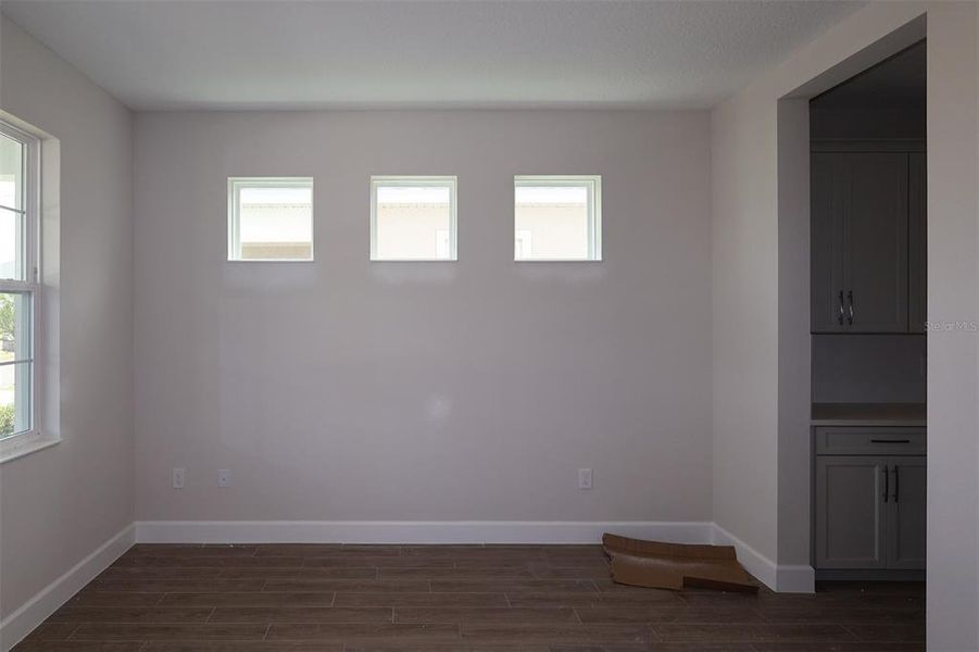 Spacious, unfurnished interior of a new home in Center Lake on the Park, St. Cloud (Image 8). Spacious, unfurnished interior of a new home in Center Lake on the Park, St. Cloud (Image 8).