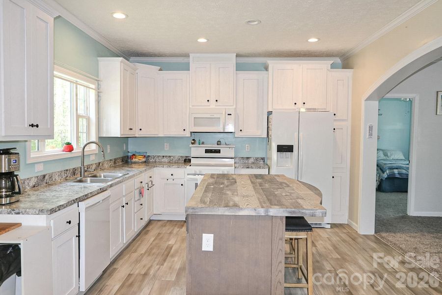Furnished interior view inside a new home in , Shelby (Image 18).