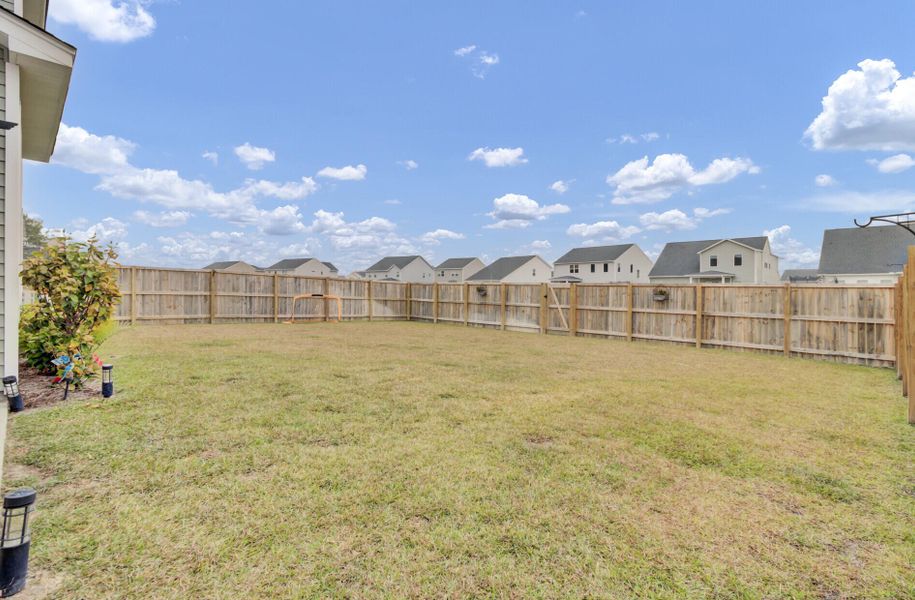 Exterior details and patio area of a home in Lochton, Summerville (Image 27).