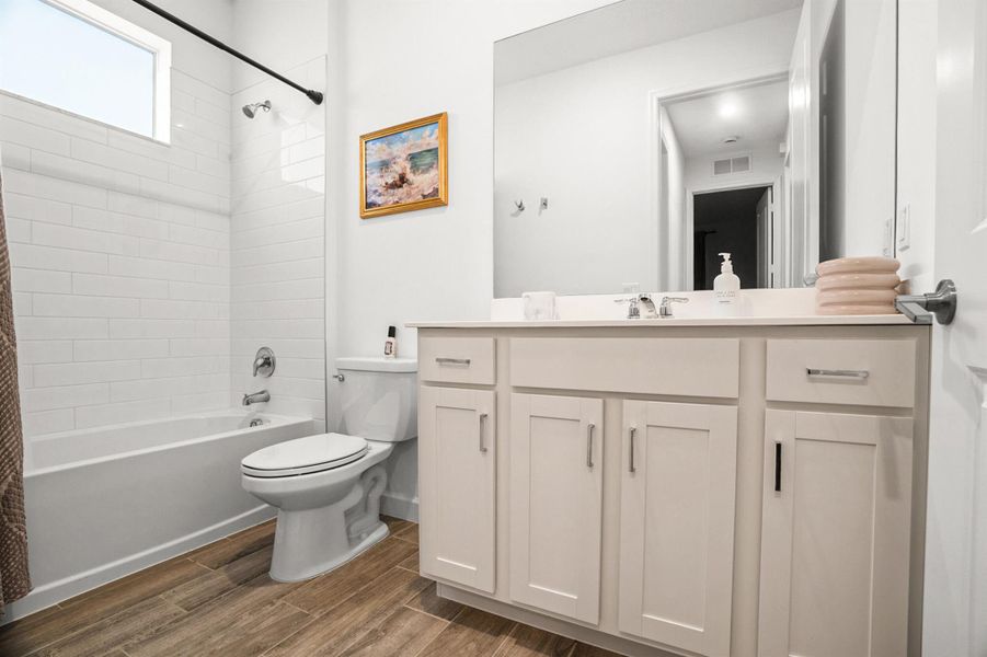 Furnished interior view inside a new home in , Delray Beach (Image 8). Furnished interior view inside a new home in , Delray Beach (Image 8).