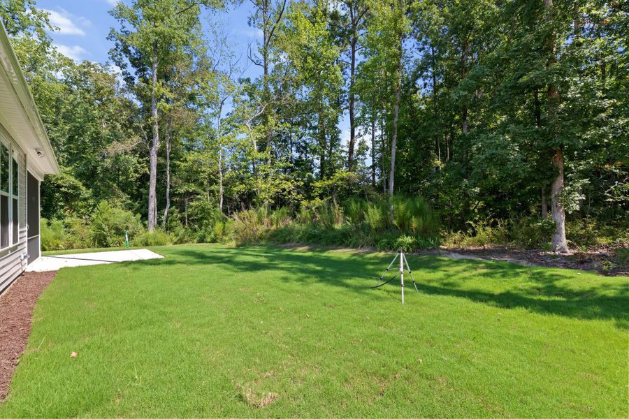 Representative exterior details of a home built from the The Ellery by RobuckHomes in Baylee Ridge, Selma (Image 48).