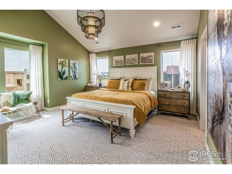 EXAMPLE PHOTO: MASTER BEDROOM