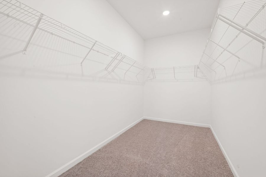 Spacious, unfurnished interior of a new home in Jackson Hills, Clarksville (Image 31).