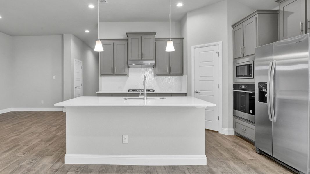 Furnished interior view inside a new home in Eagle Creek, Denton (Image 6).