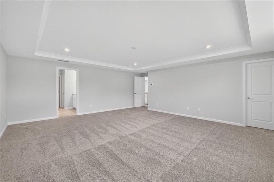 Spacious, unfurnished interior of a new home in Hamilton Place, Cartersville (Image 16).