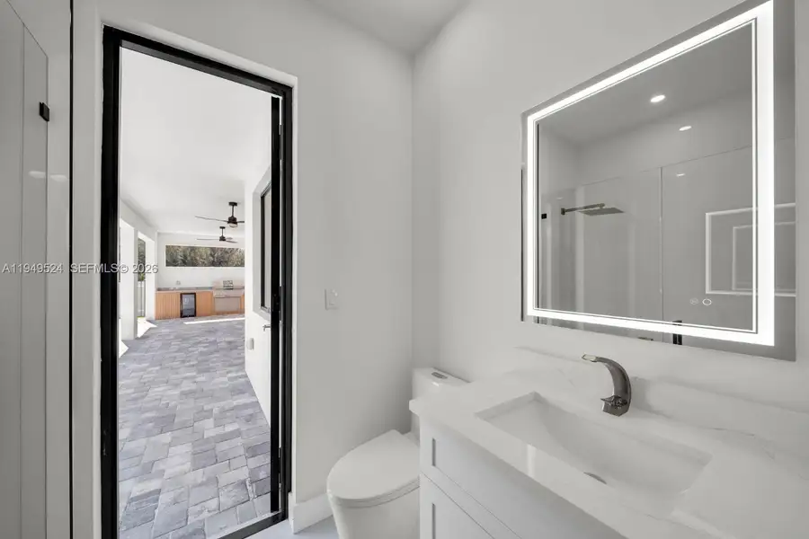 Furnished interior view inside a new home in , Cape Coral (Image 5). Furnished interior view inside a new home in , Cape Coral (Image 5).