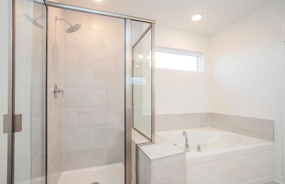 Homesite 96 Owner's Bath in new home construction by Pulte Home Builders Nashville