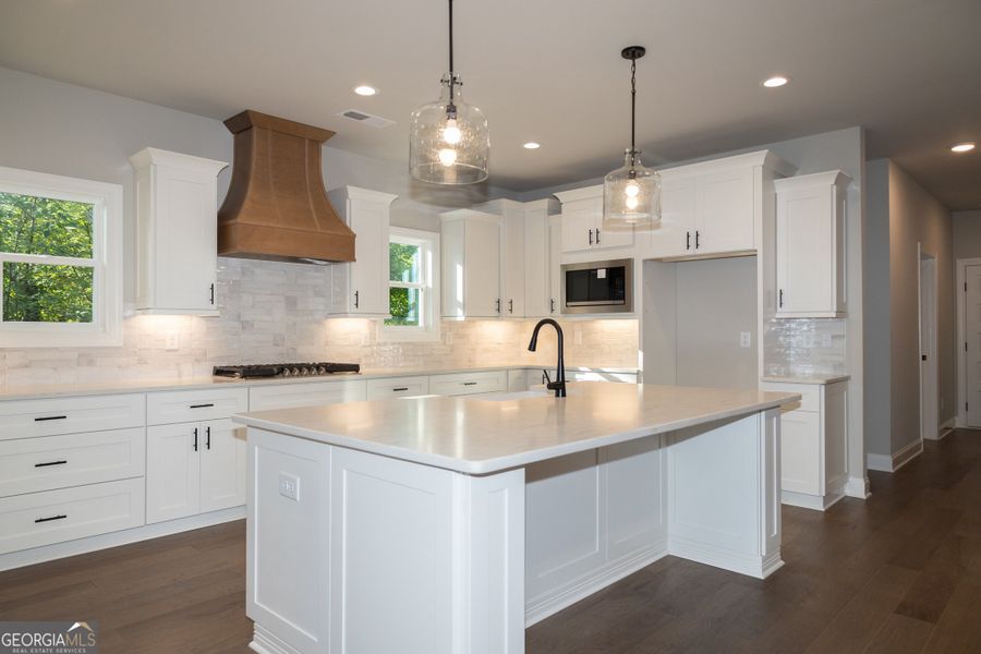 Furnished interior view inside a new home in Leverett Park, Newnan (Image 6).