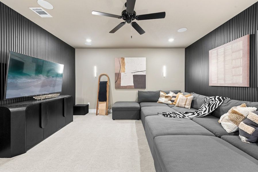 Representative furnished interior of a home built from the Emory by Scott Felder Homes in Leander Estates, Leander (Image 61).