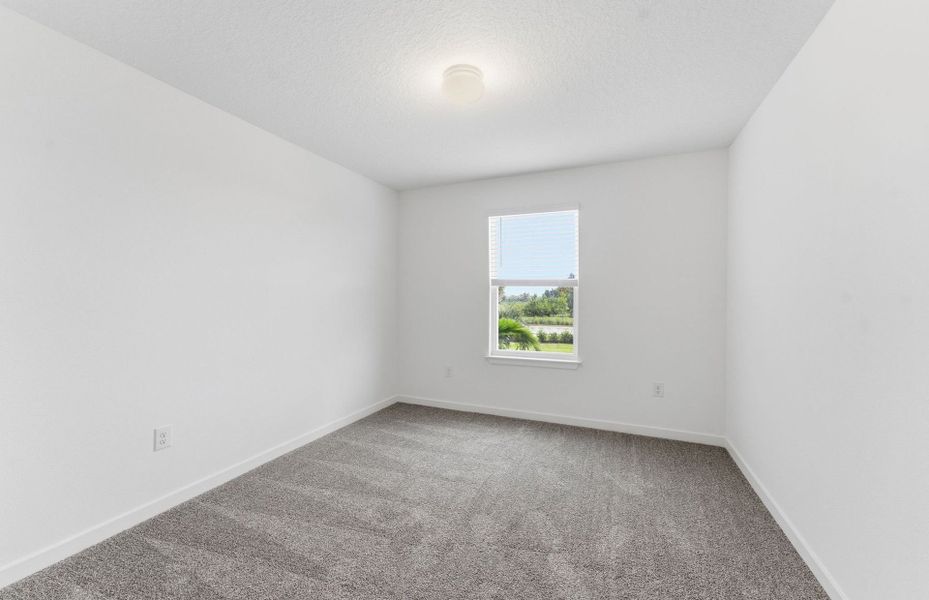 Spacious, unfurnished interior of a new home in Oakfield Trails, Parrish (Image 18).