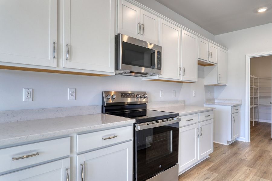 Furnished interior view inside a new home in Allston Park, Calabash (Image 10).