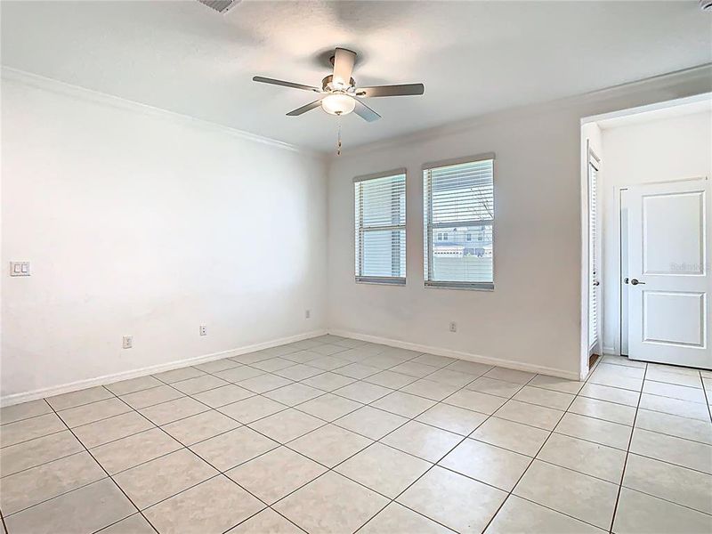 Spacious, unfurnished interior of a new home in , Wesley Chapel (Image 44).
