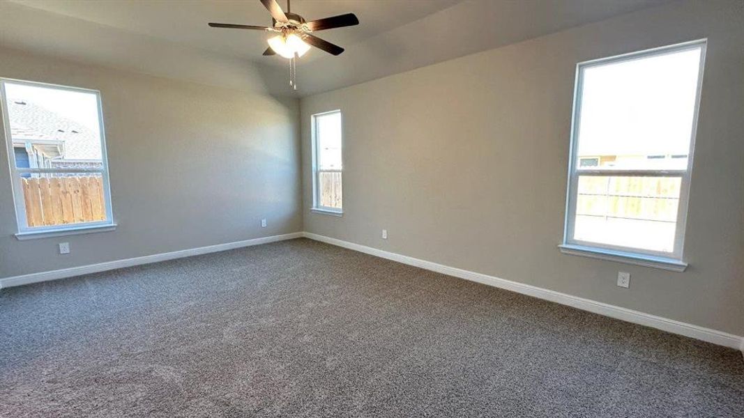 Spacious, unfurnished interior of a new home in Rock Creek West, Fort Worth (Image 14). Spacious, unfurnished interior of a new home in Rock Creek West, Fort Worth (Image 14).