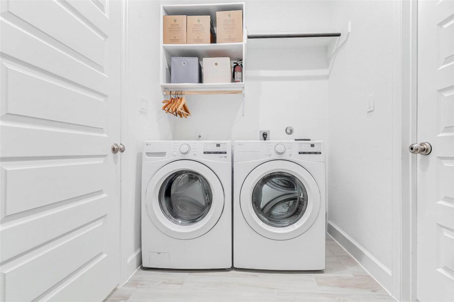 Furnished interior view inside a new home in Cross Creek West 55', Fulshear (Image 11).