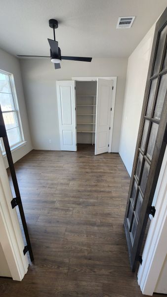 Spacious, unfurnished interior of a new home in Paloma Ranches, Justin (Image 5). Spacious, unfurnished interior of a new home in Paloma Ranches, Justin (Image 5).