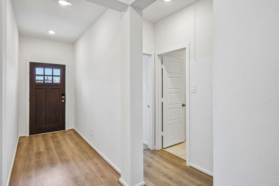 Spacious, unfurnished interior of a new home in Riviera Pines - Premier Series, Huffman (Image 27).