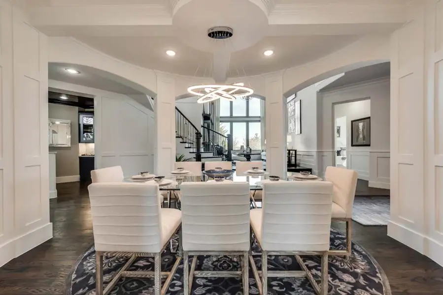 Representative furnished interior of a home built from the Grand Avery II by Grand Homes in Park Place, Prosper (Image 9). Representative furnished interior of a home built from the Grand Avery II by Grand Homes in Park Place, Prosper (Image 9).