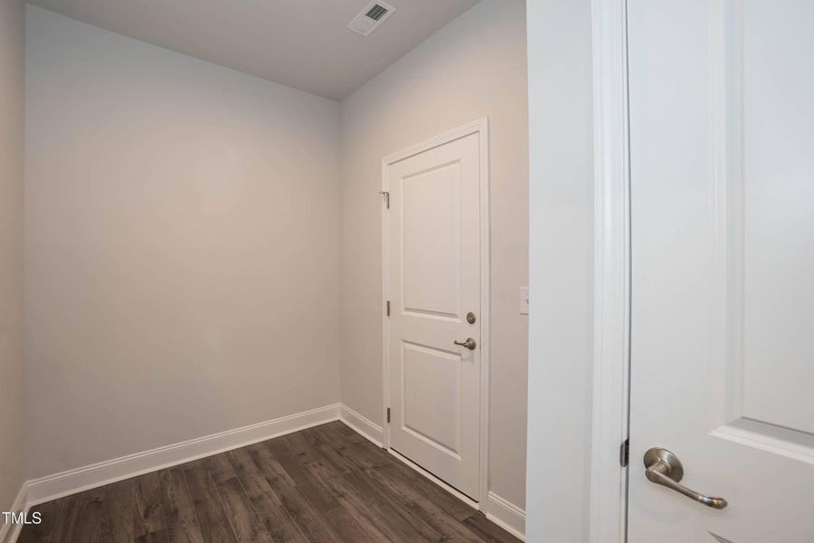 Representative unfurnished interior of a home built from the 2906 by Adams Homes in Norris Landing, Snellville (Image 36).