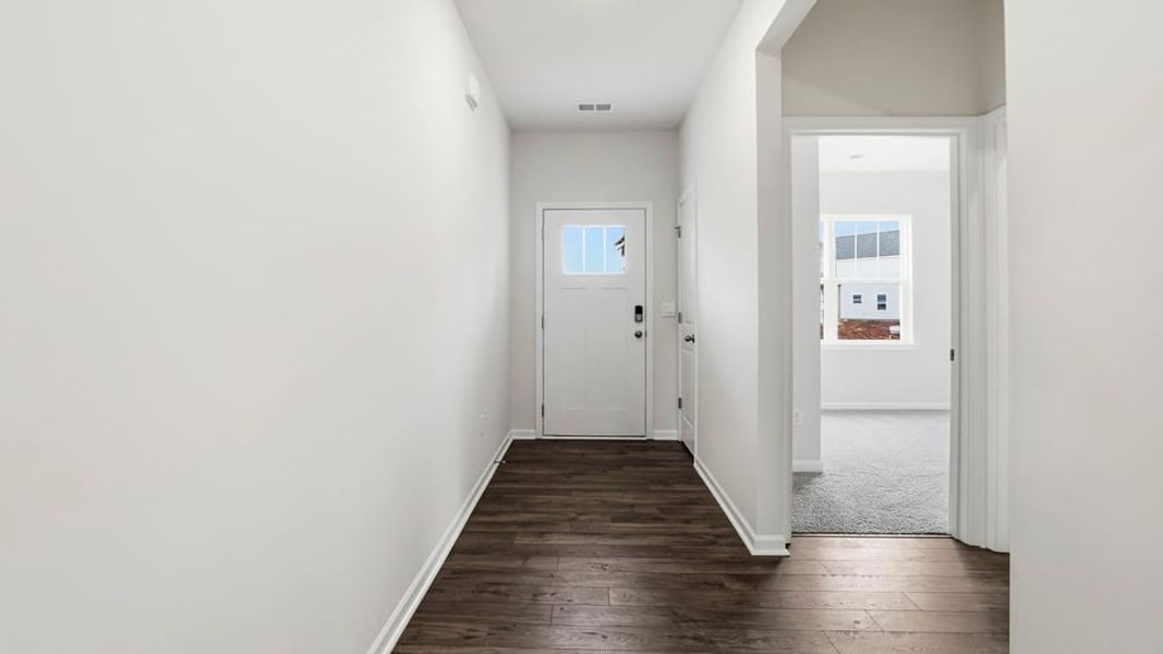Spacious, unfurnished interior of a new home in Hunters Ridge, Woodruff (Image 16).