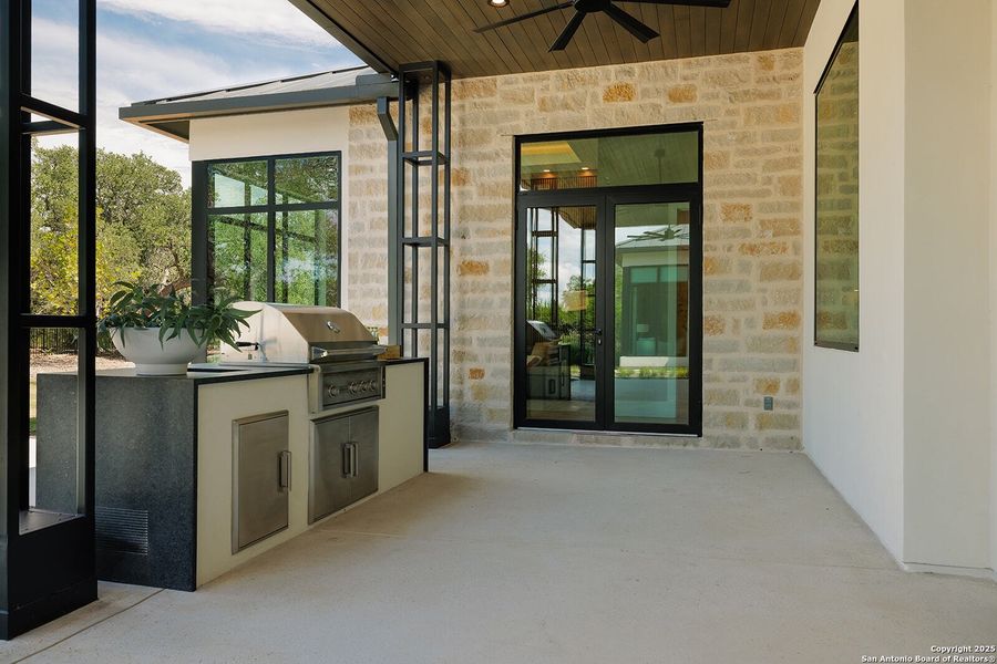 Furnished interior view inside a new home in , Boerne (Image 3).