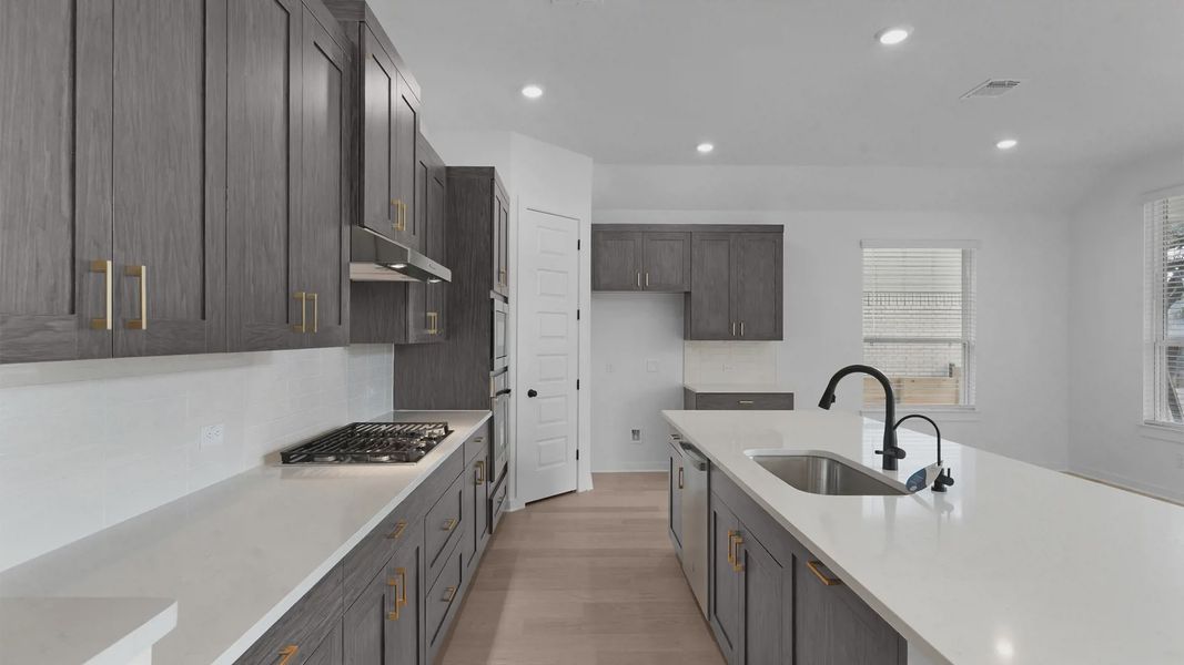 Furnished interior view inside a new home in Highland Village, Georgetown (Image 5).
