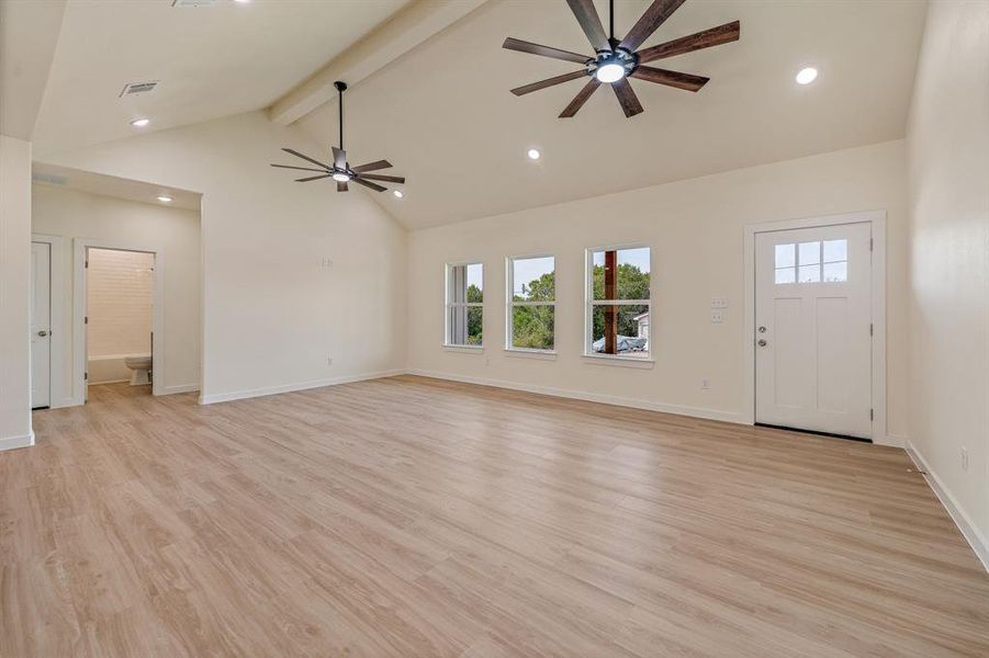Spacious, unfurnished interior of a new home in , Granbury (Image 15). Spacious, unfurnished interior of a new home in , Granbury (Image 15).