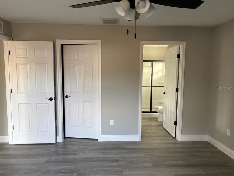 Spacious, unfurnished interior of a new home in , Citrus Springs (Image 26).