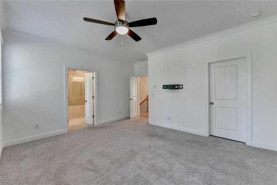 Spacious, unfurnished interior of a new home in , Duluth (Image 16).