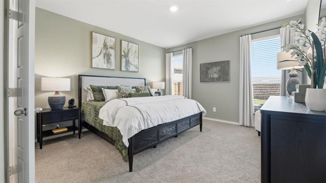 Furnished interior view inside a new home in Trails of Elizabeth Creek, Fort Worth (Image 8).