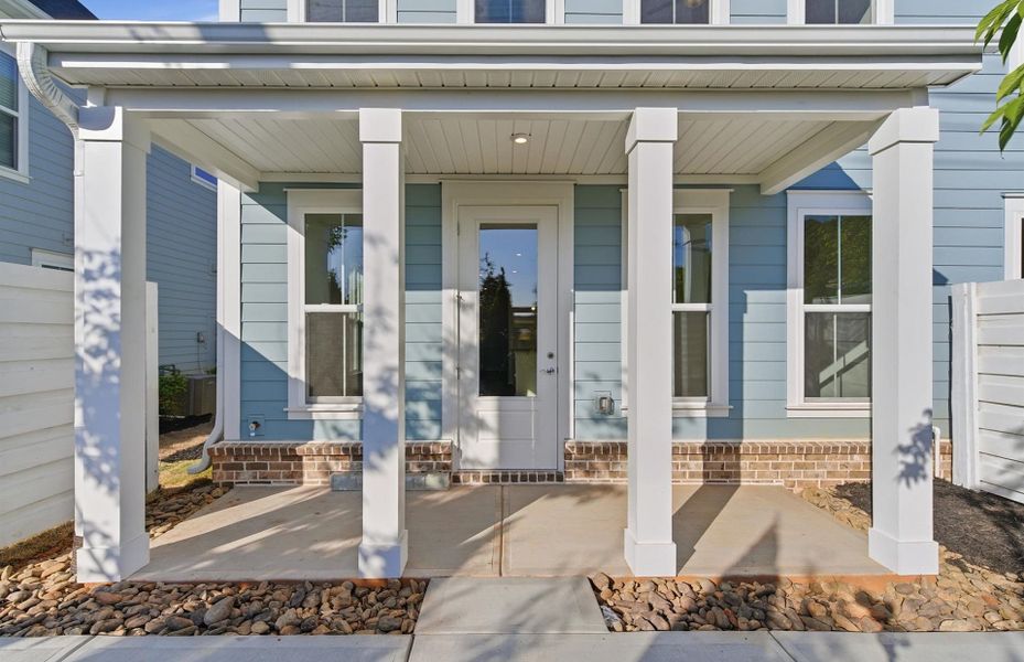 Exterior details and patio area of a home in Alston Park, Greenville (Image 25).
