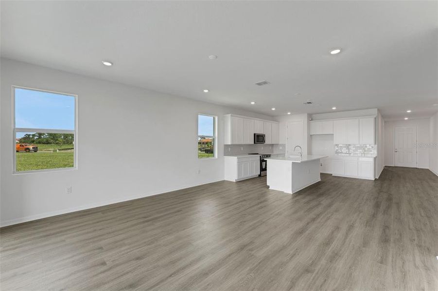Spacious, unfurnished interior of a new home in River Hall, Alva (Image 19). Spacious, unfurnished interior of a new home in River Hall, Alva (Image 19).