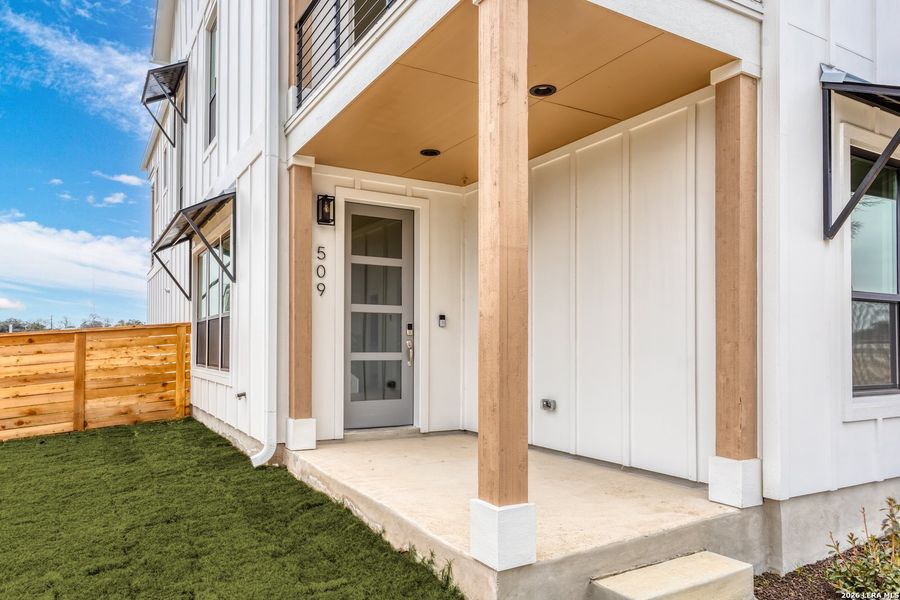 Exterior details and patio area of a home in , San Antonio (Image 21).